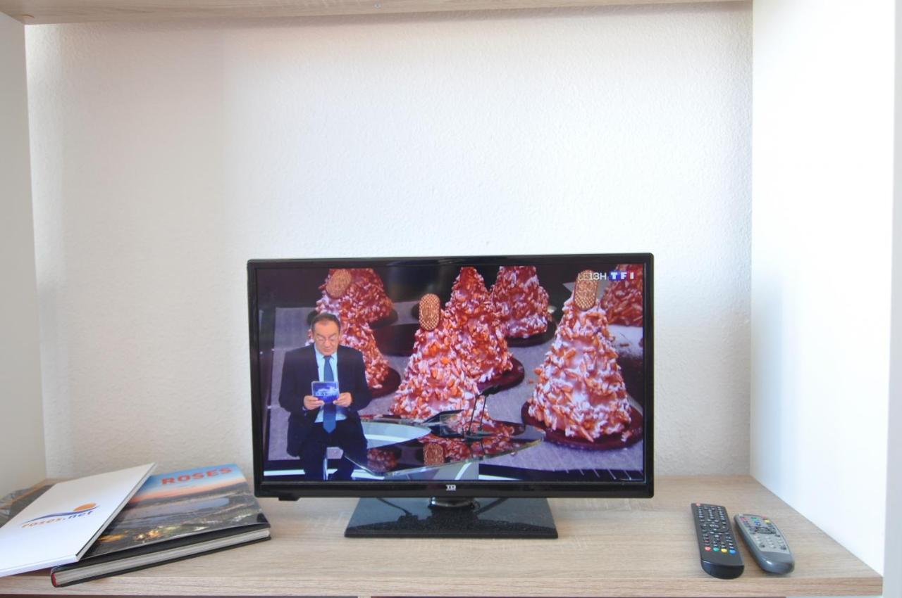 Rnet - Rhc 1410 Roses Holiday Center Экстерьер фото